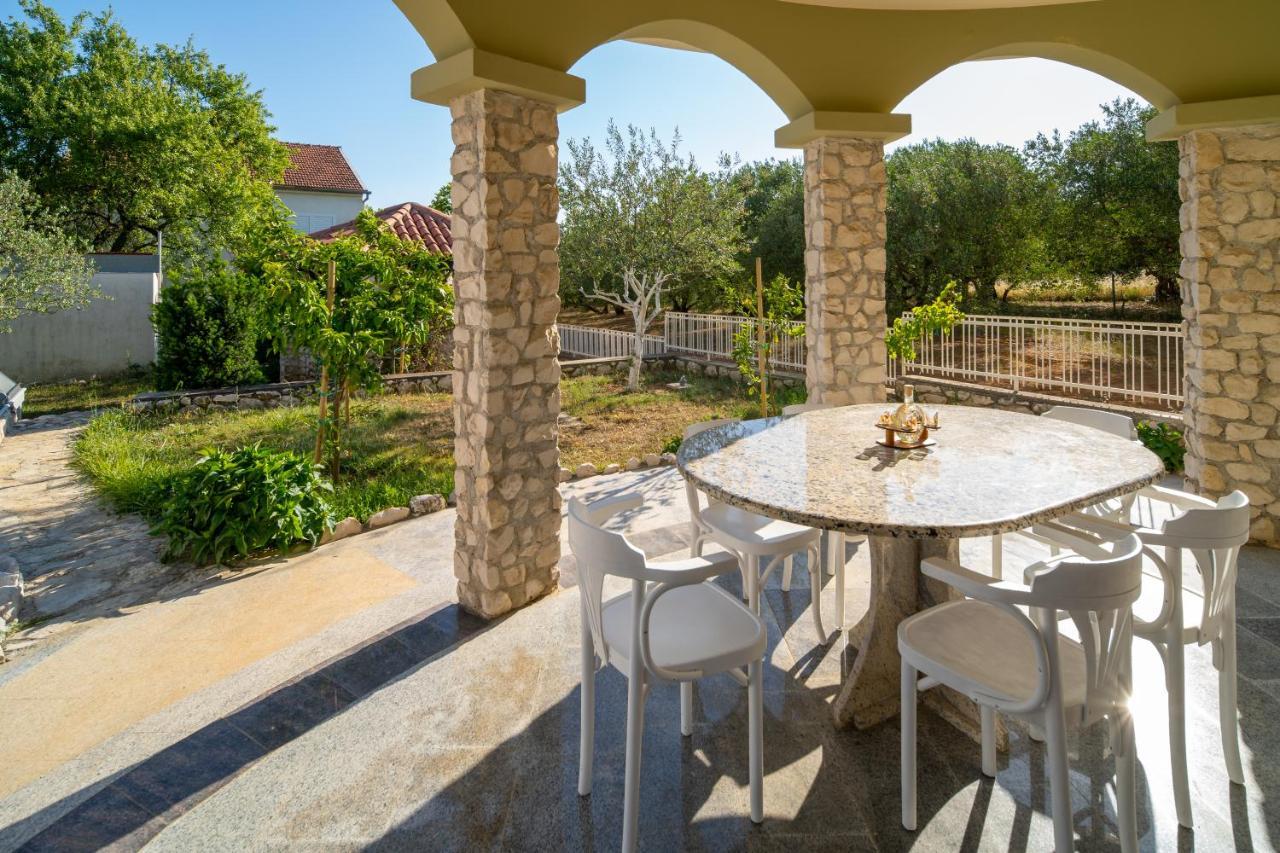 Lusi House Villa Sveti Filip i Jakov Exterior foto